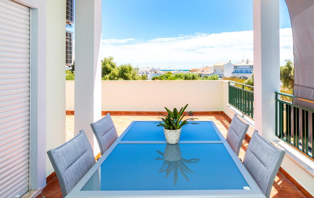 Apartment For Sea